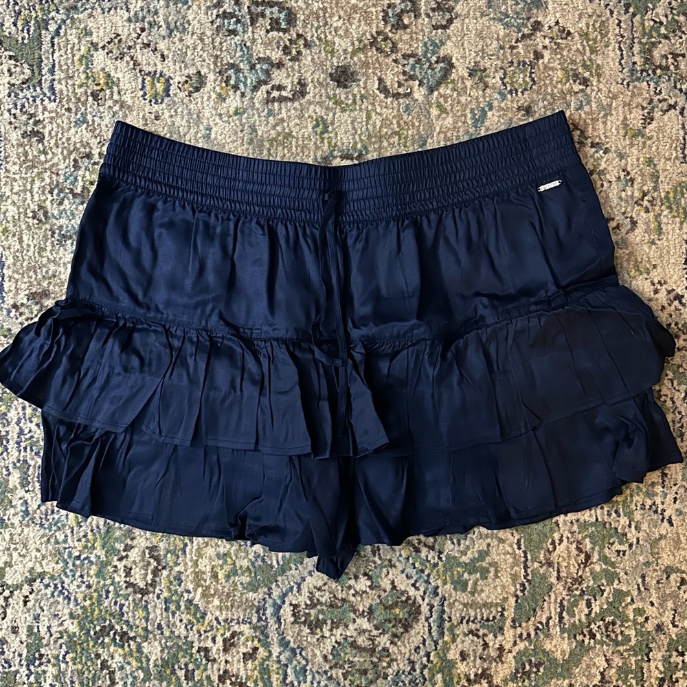 PINK Victoria's Secret Navy Ruffle Skorts